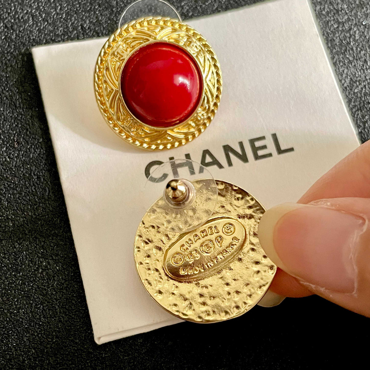 Double-C Emblem Stud Earrings in Polished Metal-Tone – Design 141 main product view