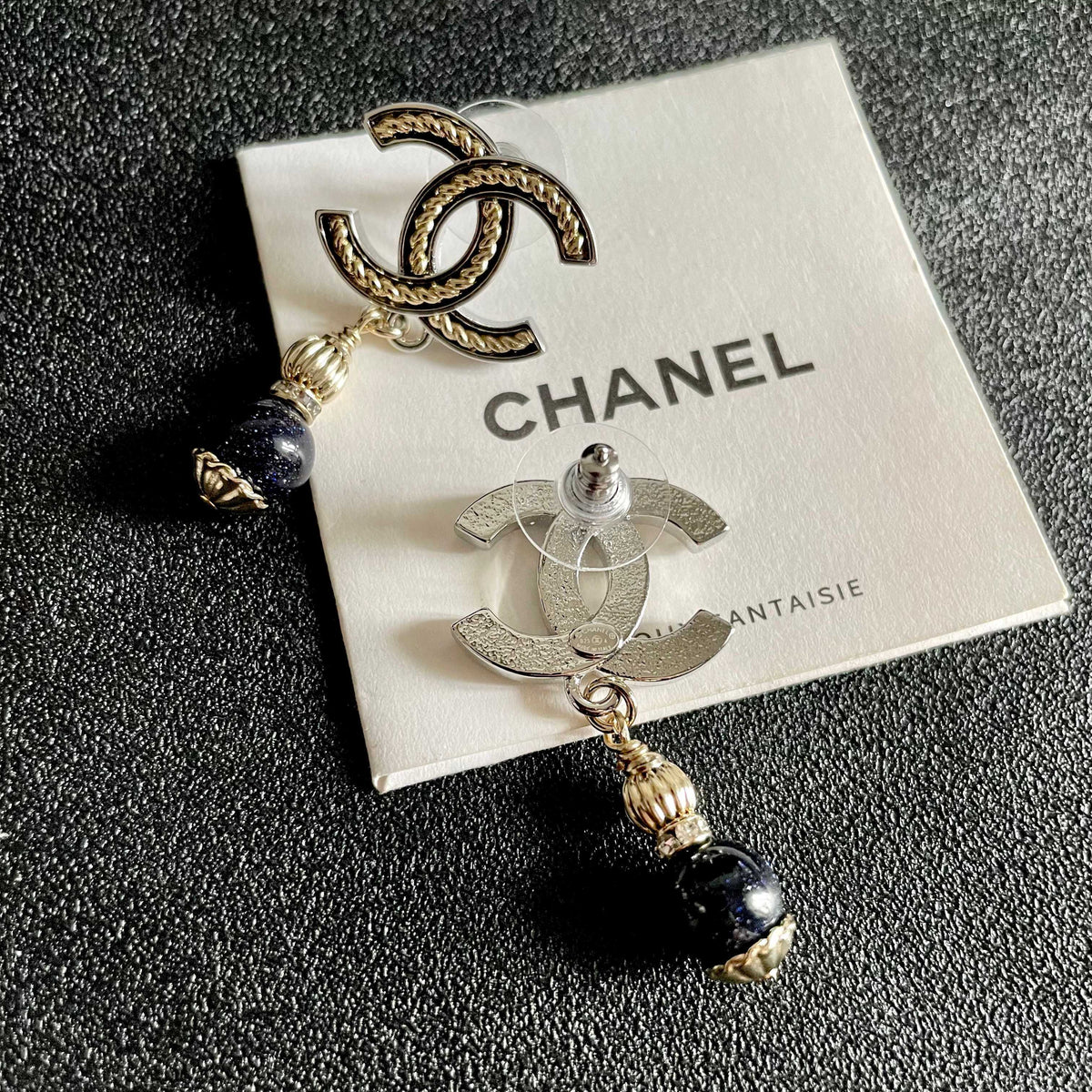 Double-C Emblem Statement Earrings in Polished Metal-Tone – Design 015 main product view