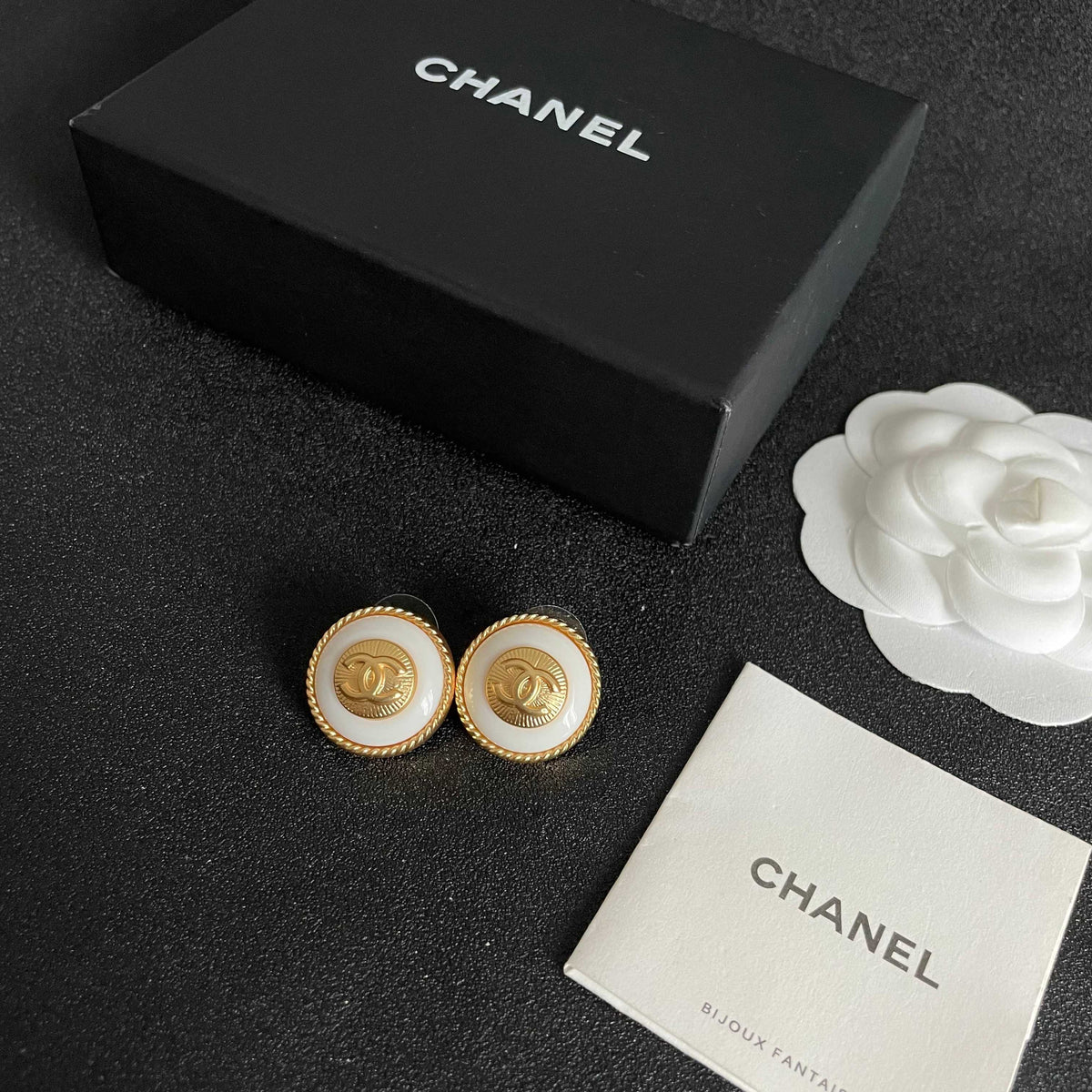 Double-C Emblem Stud Earrings in Polished Metal-Tone – Design 210 close-up detail