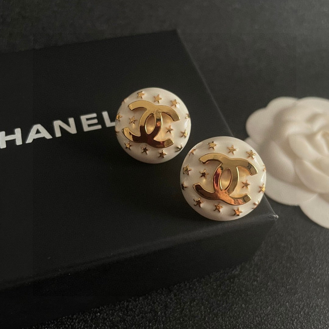 Double-C Emblem Stud Earrings in Polished Metal-Tone – Star Detail – Design 017 detail view