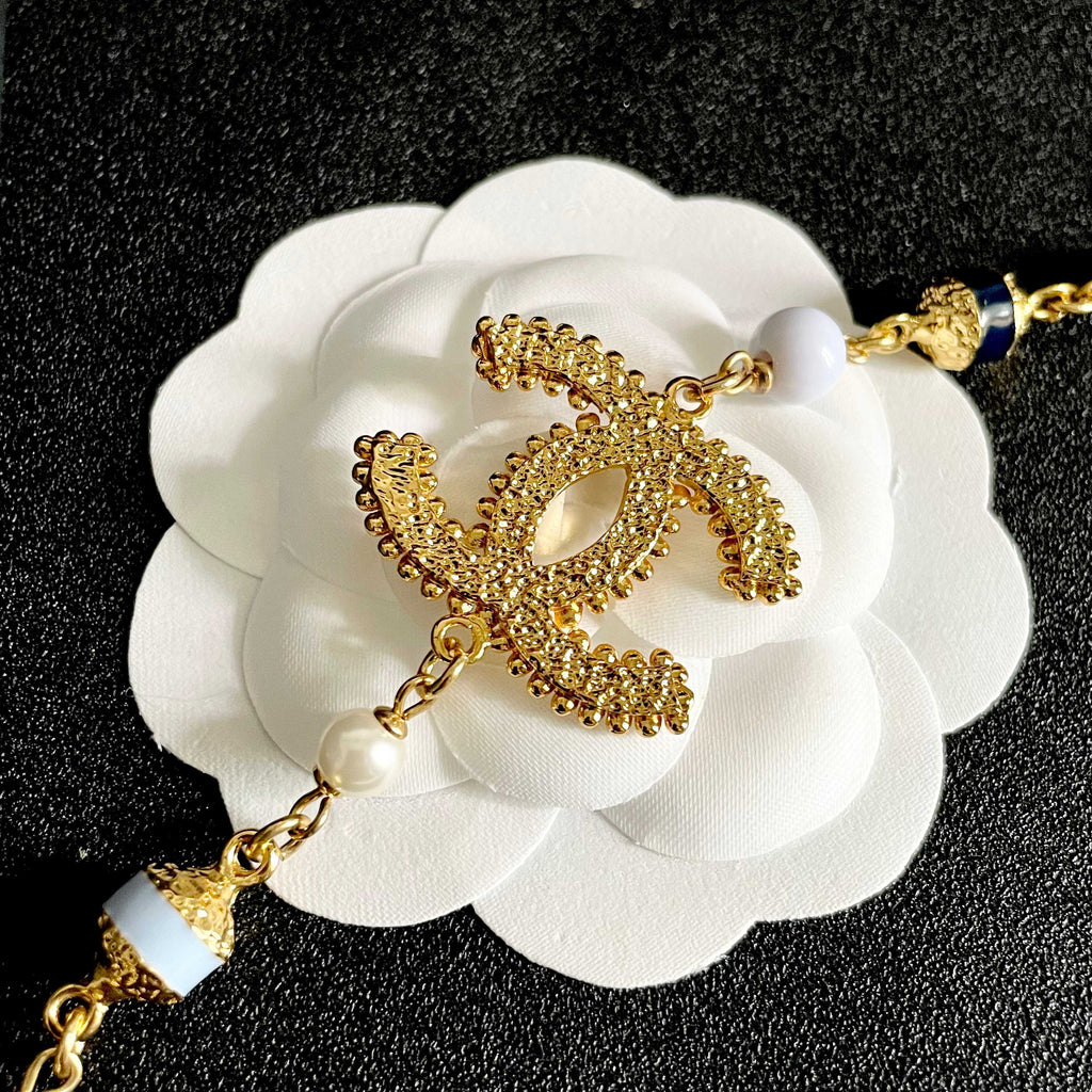 Double-C Emblem Pearl-Detail Pendant Necklace – Pearl Detail – Design 069 detail view