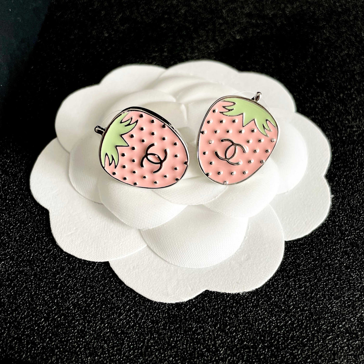 Double-C Emblem Stud Earrings in Polished Metal-Tone – Design 292 front product view