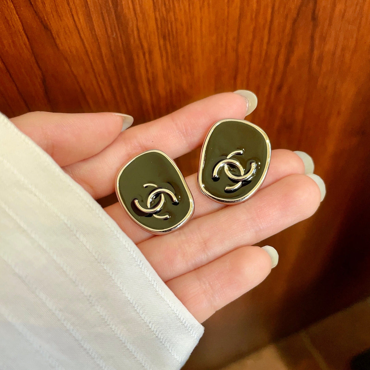 Double-C Emblem Stud Earrings in Polished Metal-Tone – Design 313 side detail