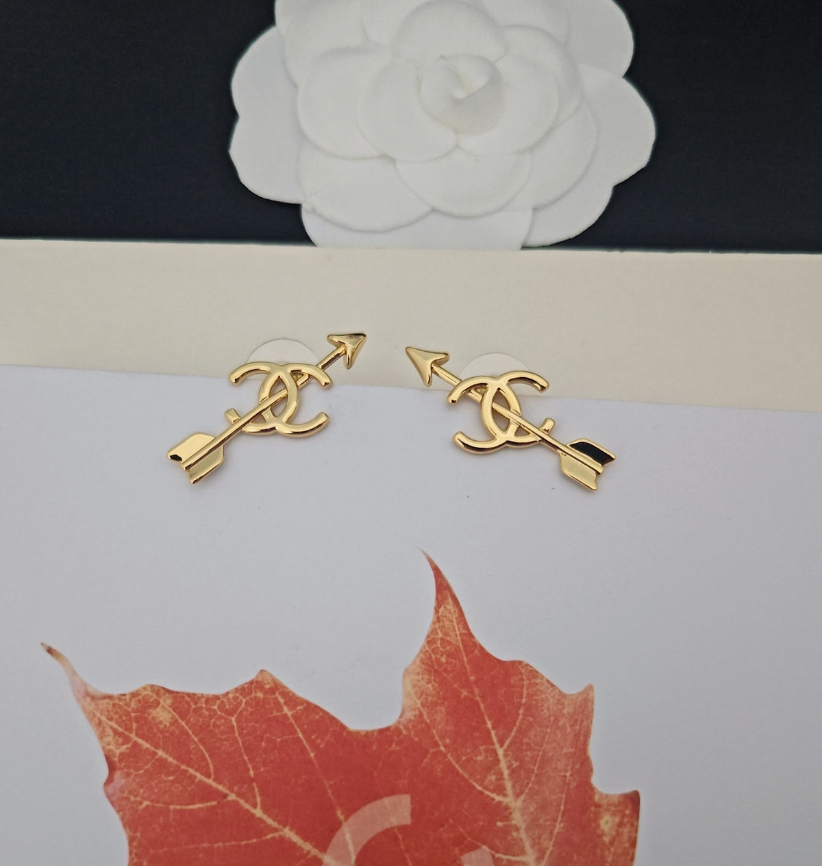 Arrow Stud Earrings in Gold-Tone – Arrow Detail – Design 003 close-up detail
