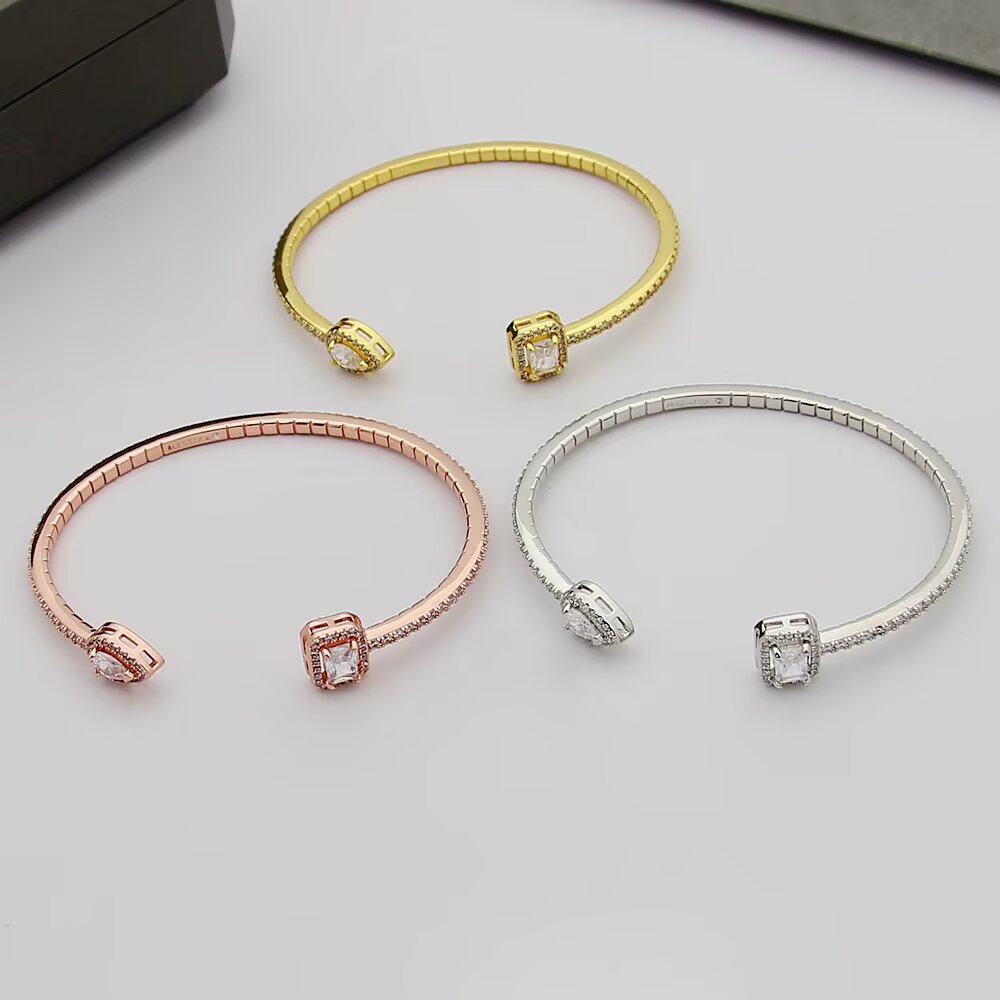 Teardrop Bangle in Rose-Gold-Tone close-up detail