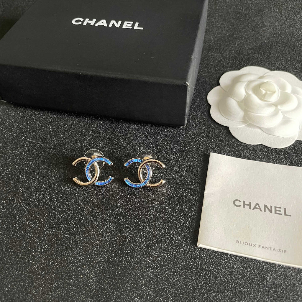 Signature Emblem Stud Earrings in Polished Metal-Tone – Design 074 close-up detail