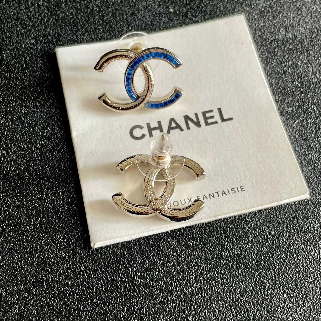 Signature Emblem Stud Earrings in Polished Metal-Tone – Design 074 main product view