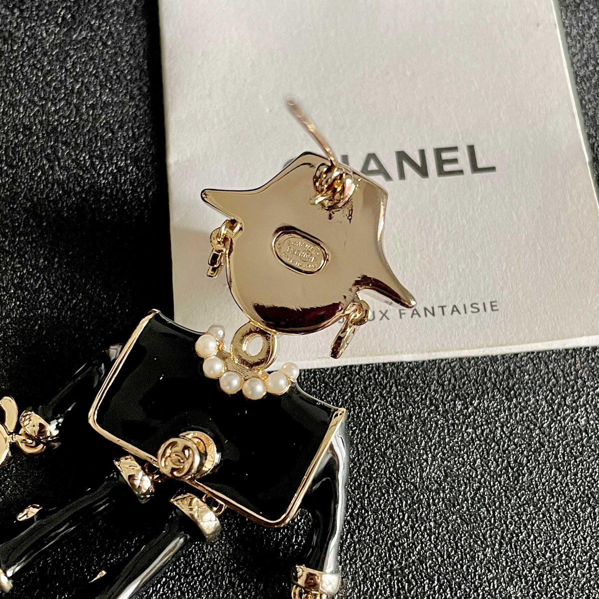 Signature Emblem Brooch in Polished Metal-Tone – Design 047 main product view