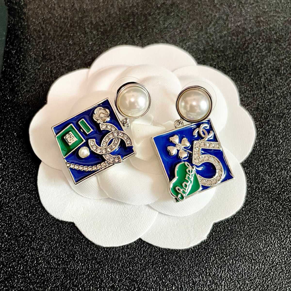 Double-C Emblem Statement Earrings in Polished Metal-Tone – Design 054 front product view