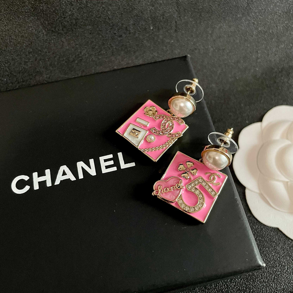 Double-C Emblem Statement Earrings in Polished Metal-Tone – Design 003 detail view