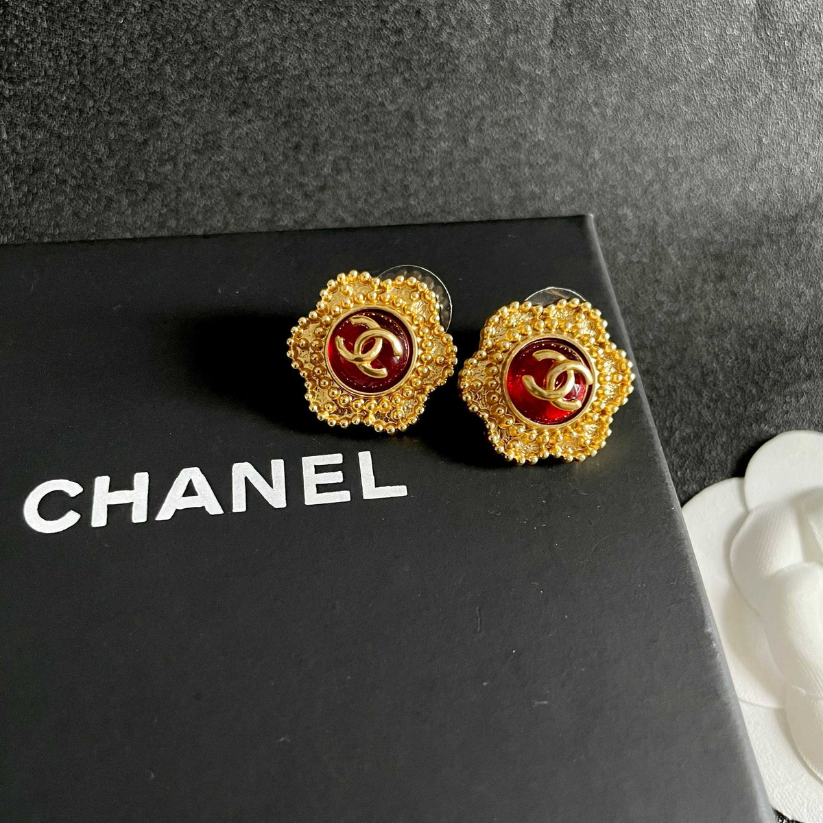 Double-C Emblem Stud Earrings in Polished Metal-Tone – Design 012 detail view