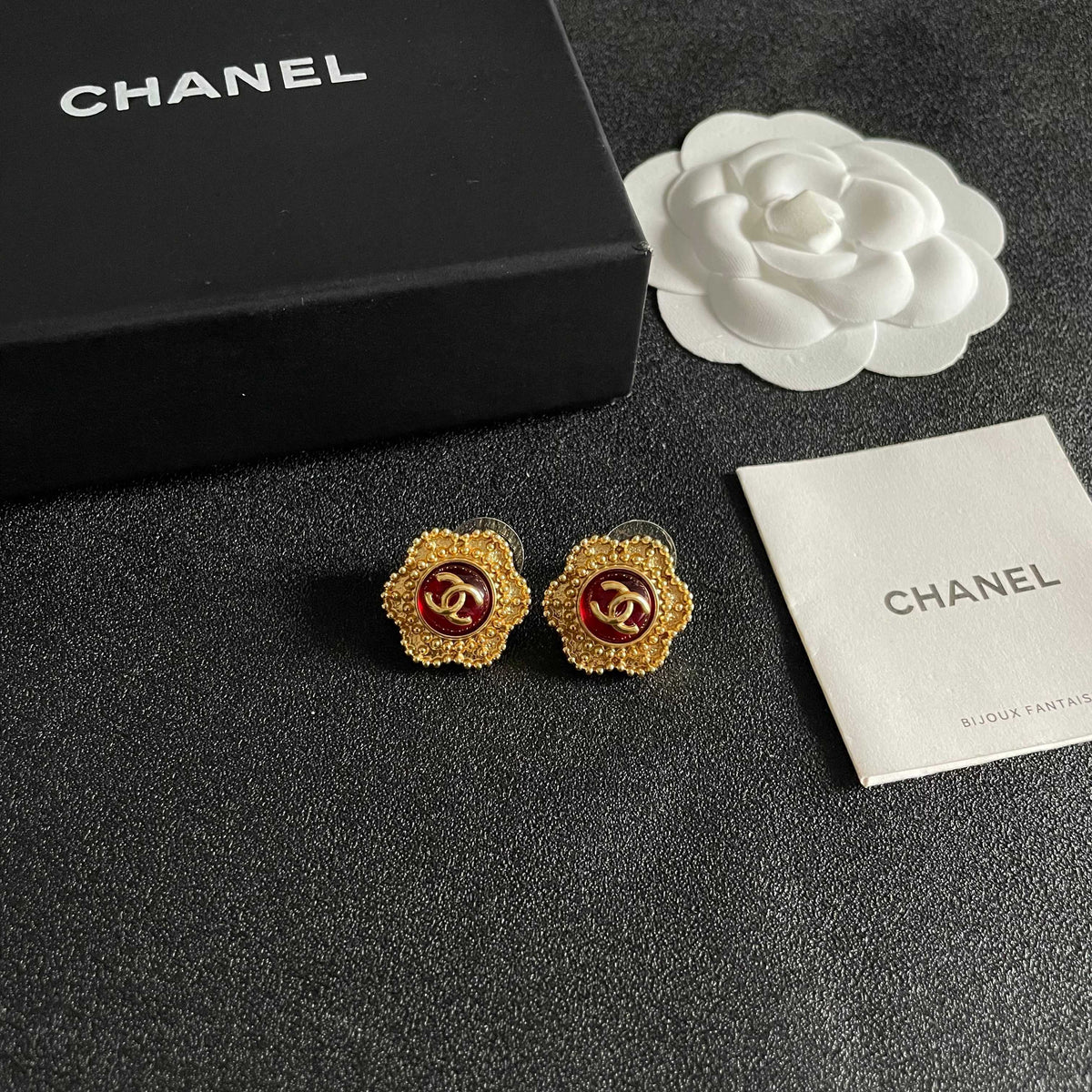 Double-C Emblem Stud Earrings in Polished Metal-Tone – Design 339 styled product view