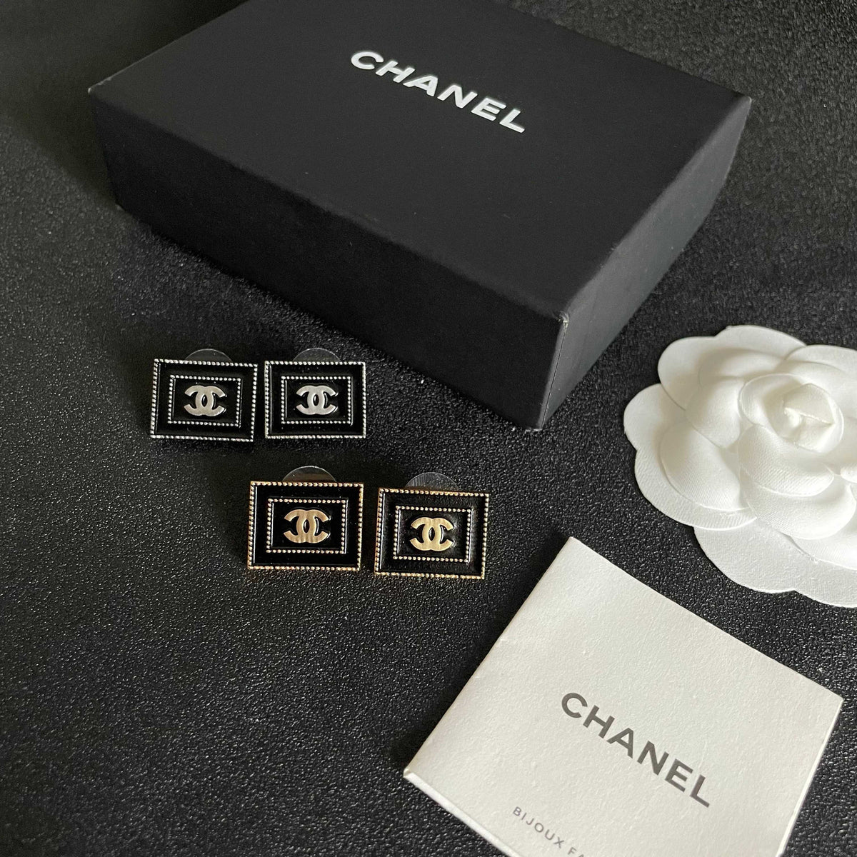 Double-C Emblem Stud Earrings in Polished Metal-Tone – Design 169 side detail