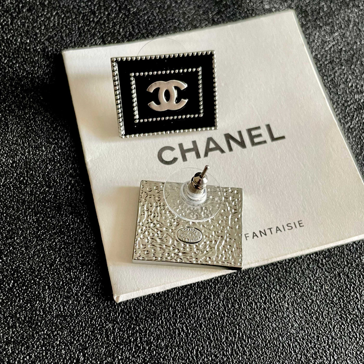 Double-C Emblem Stud Earrings in Polished Metal-Tone – Design 353 main product view