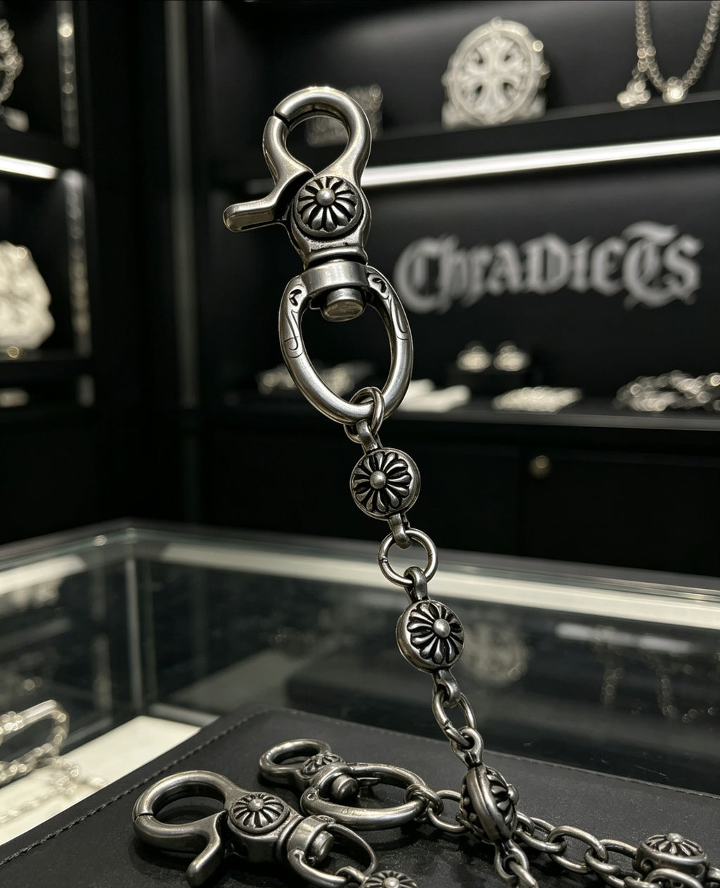 Cross Multi-Use Chain Accessory – Design 03 styled product view