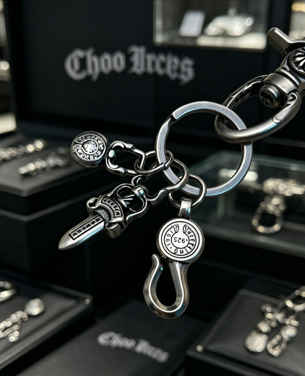 Dagger Multi-Use Chain Accessory – Dagger Detail – Design 03 close-up detail