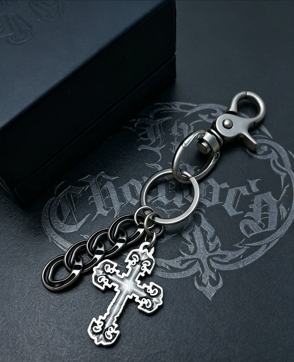 Cross Multi-Use Chain Accessory – Design 02 side detail