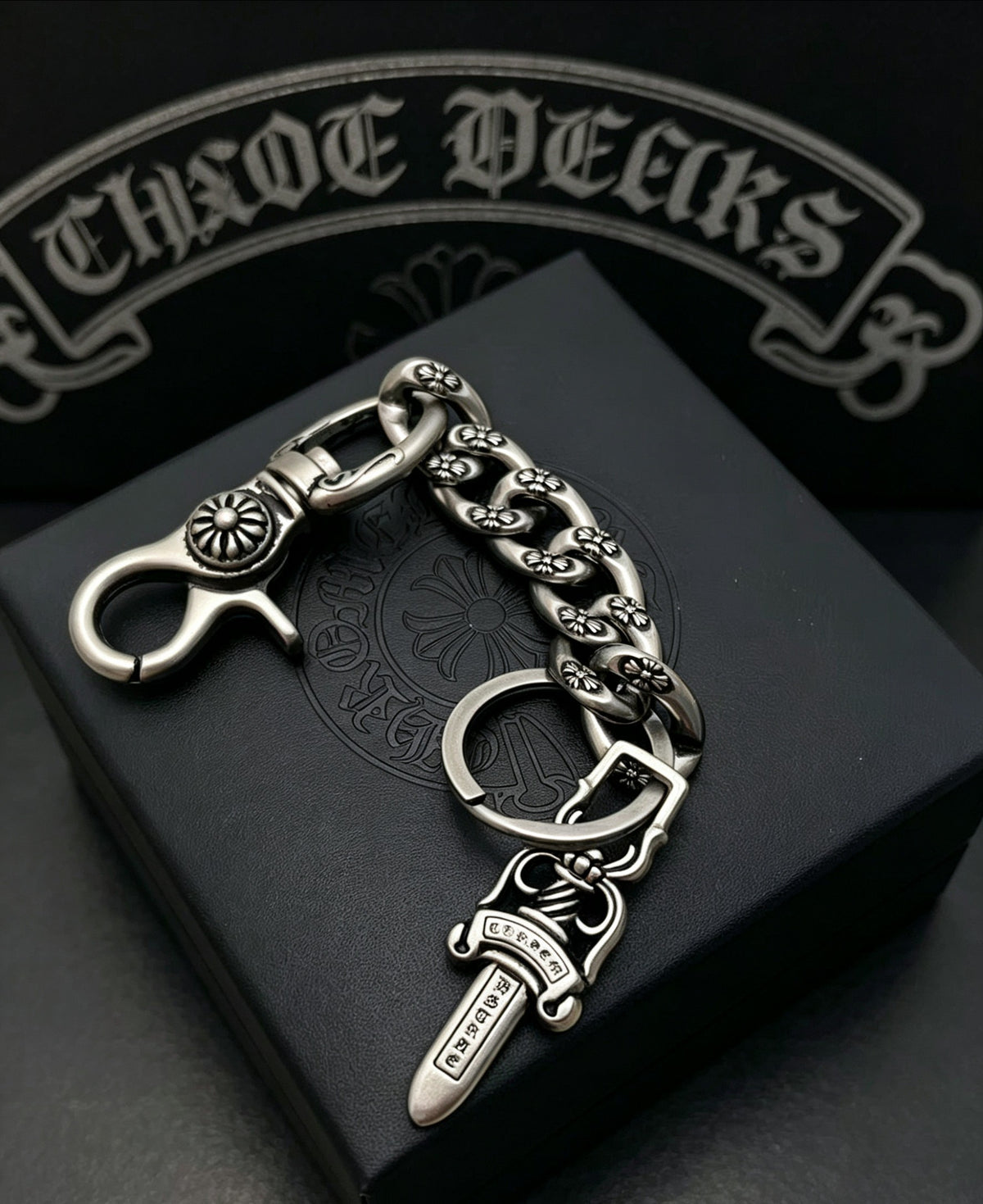 Dagger Multi-Use Chain Accessory – Dagger Detail – Design 06 main product view