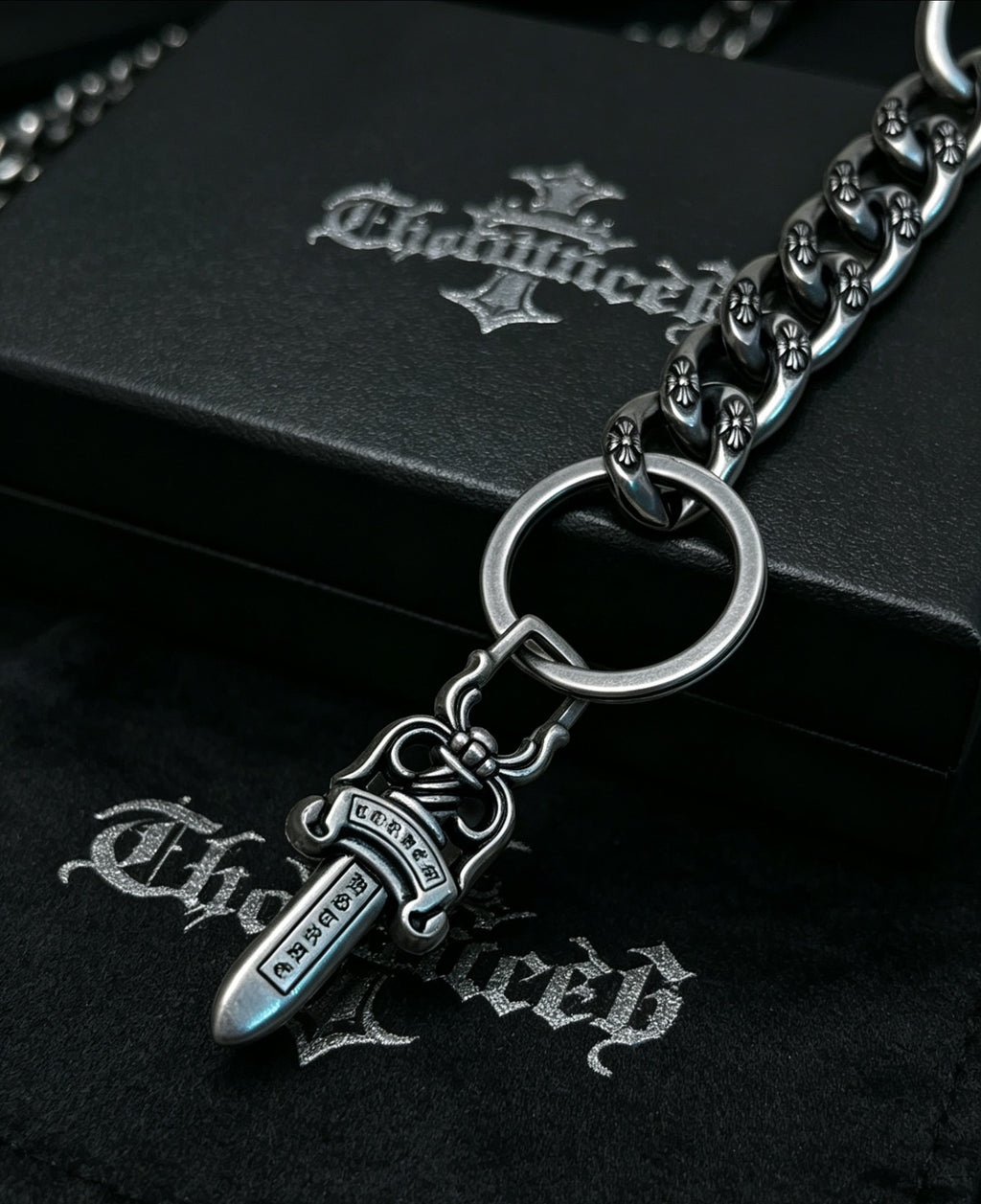 Dagger Multi-Use Chain Accessory – Dagger Detail close-up detail