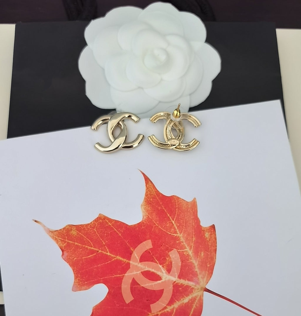 Signature Emblem Stud Earrings in Gold-Tone – Design 062 side detail