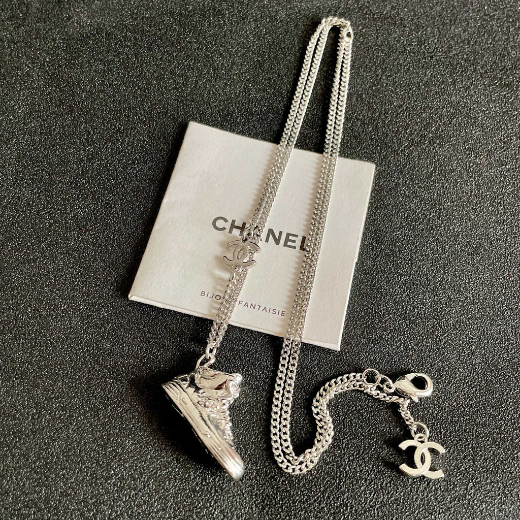 Signature Emblem Pendant Necklace in Polished Metal-Tone – Design 102 detail view