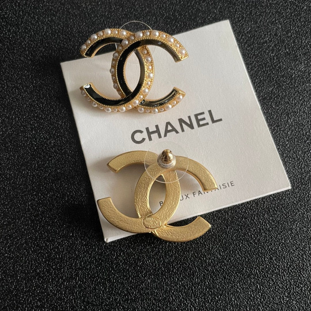 Double-C Emblem Pearl-Detail Stud Earrings – Pearl Detail – Design 003 main product view