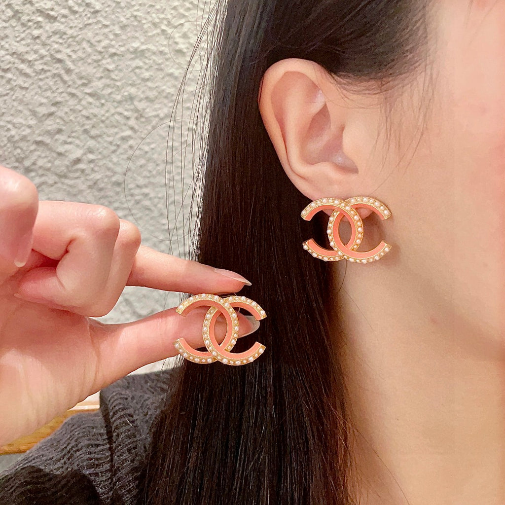 Double-C Emblem Pearl-Detail Stud Earrings – Pearl Detail – Design 030 main product view