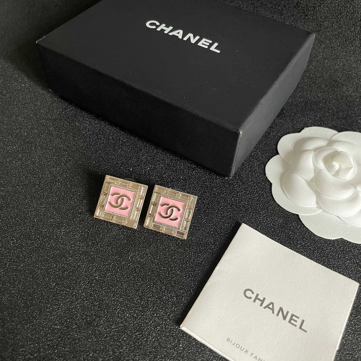 Double-C Emblem Stud Earrings in Polished Metal-Tone – Design 428 close-up detail