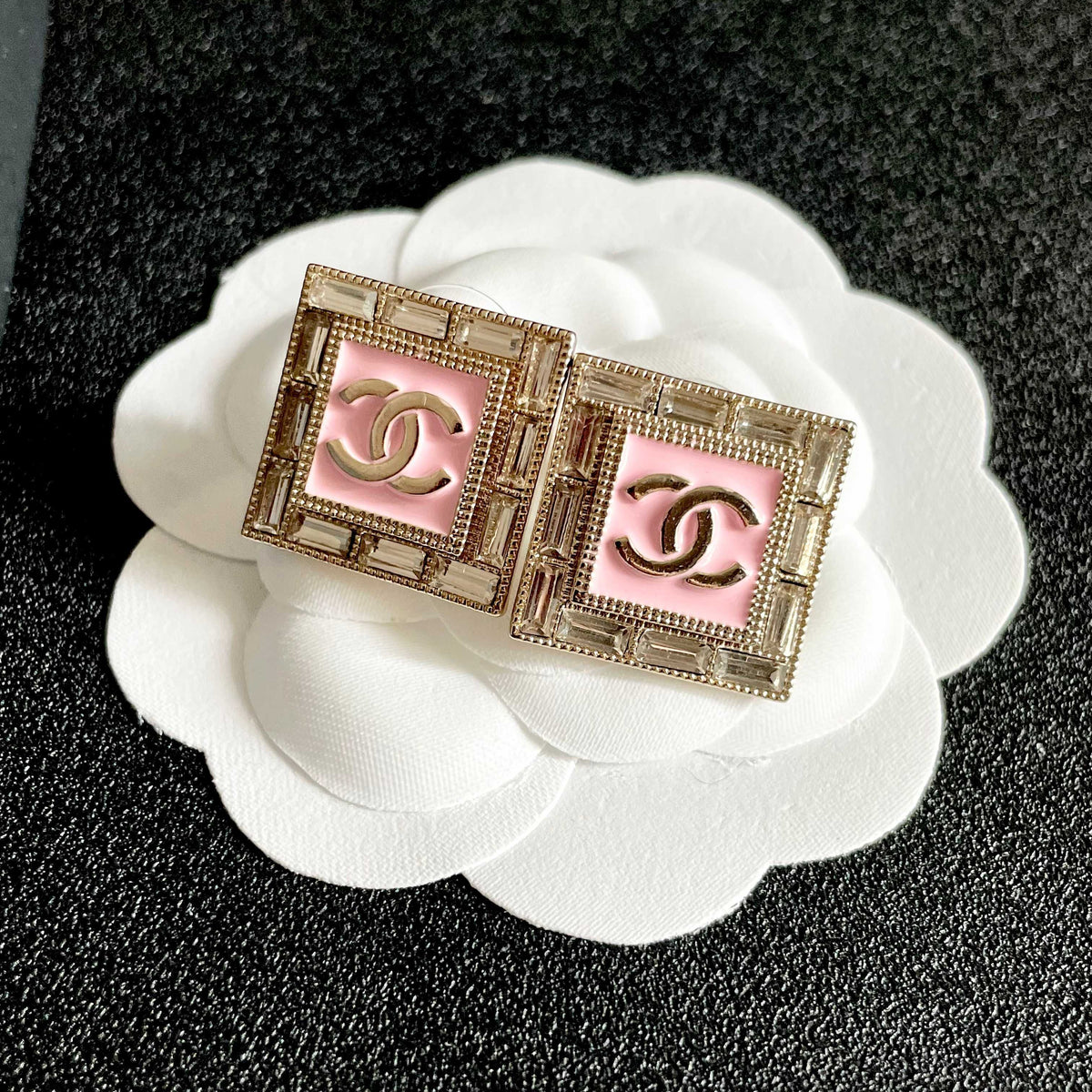 Double-C Emblem Stud Earrings in Polished Metal-Tone – Design 428 front product view