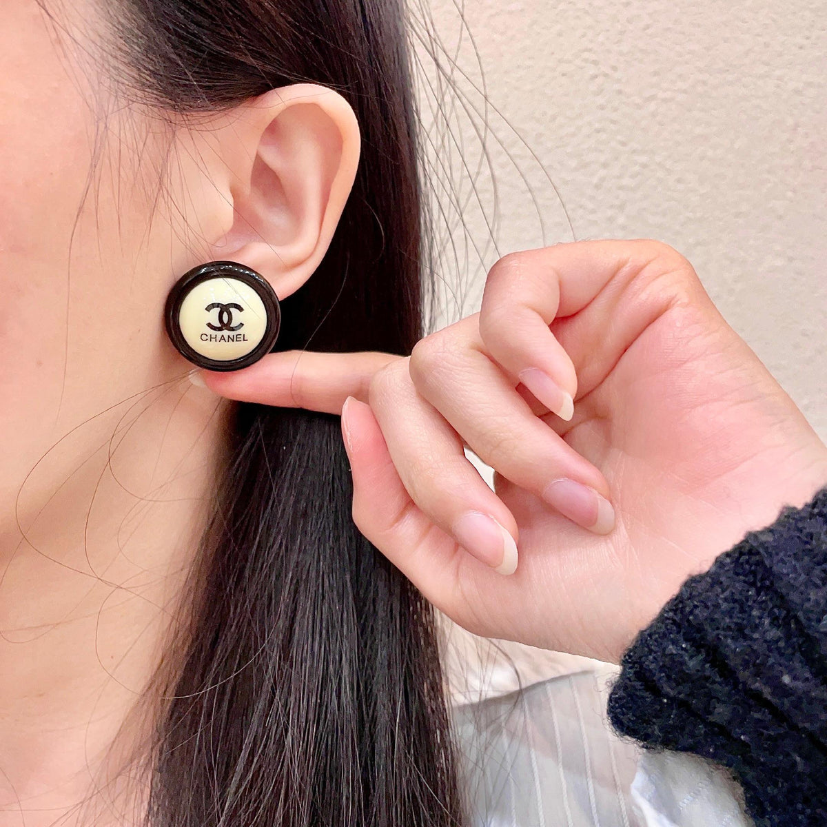Double-C Emblem Stud Earrings in Polished Metal-Tone – Design 448 front product view