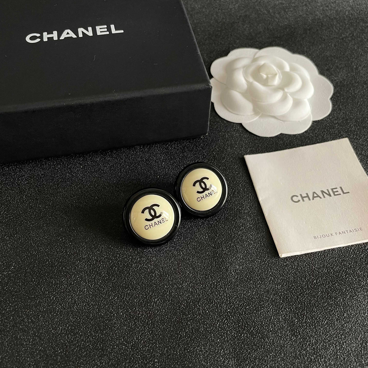 Double-C Emblem Stud Earrings in Polished Metal-Tone – Design 448 styled product view