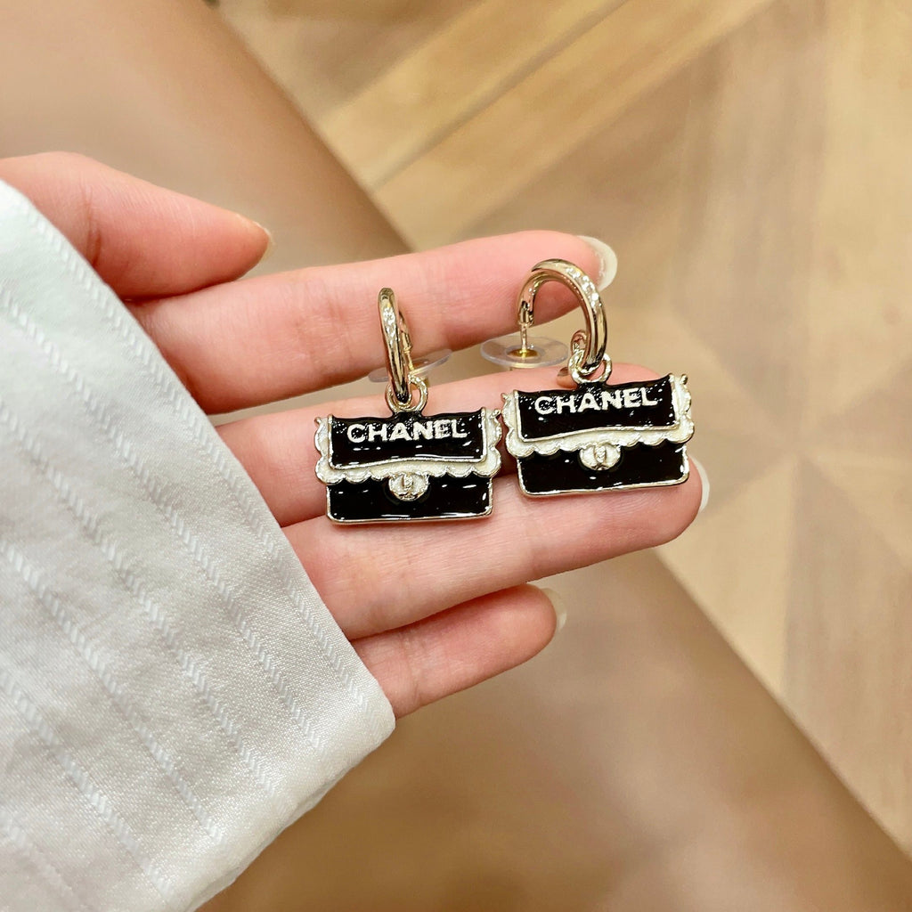 Double-C Emblem Stud Earrings in Polished Metal-Tone – Design 444 side detail