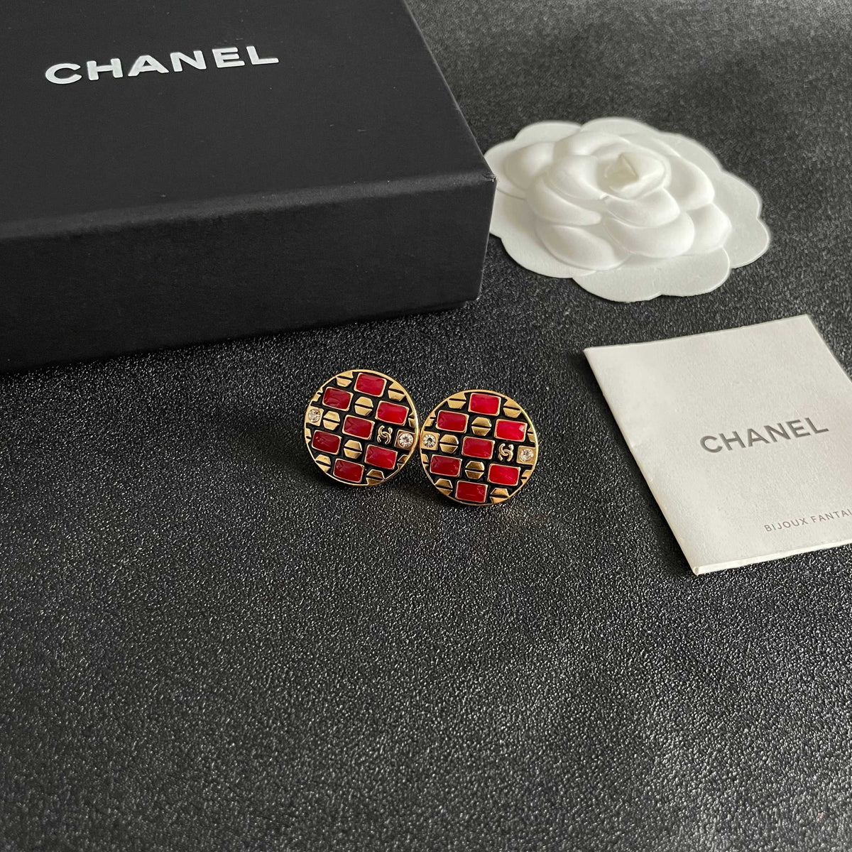 Double-C Emblem Stud Earrings in Polished Metal-Tone – Design 455 styled product view