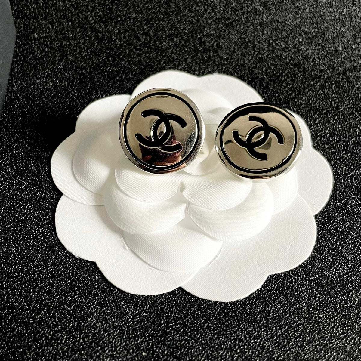 Double-C Emblem Stud Earrings in Polished Metal-Tone – Design 453 front product view
