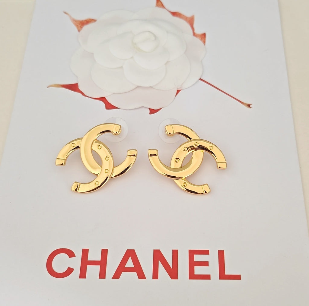 Signature Emblem Stud Earrings in Gold-Tone – Design 073 close-up detail