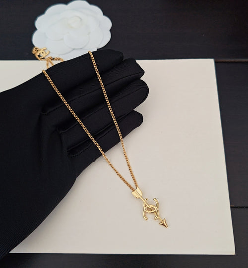 Arrow Pendant Necklace in Gold-Tone – Arrow Detail main product view