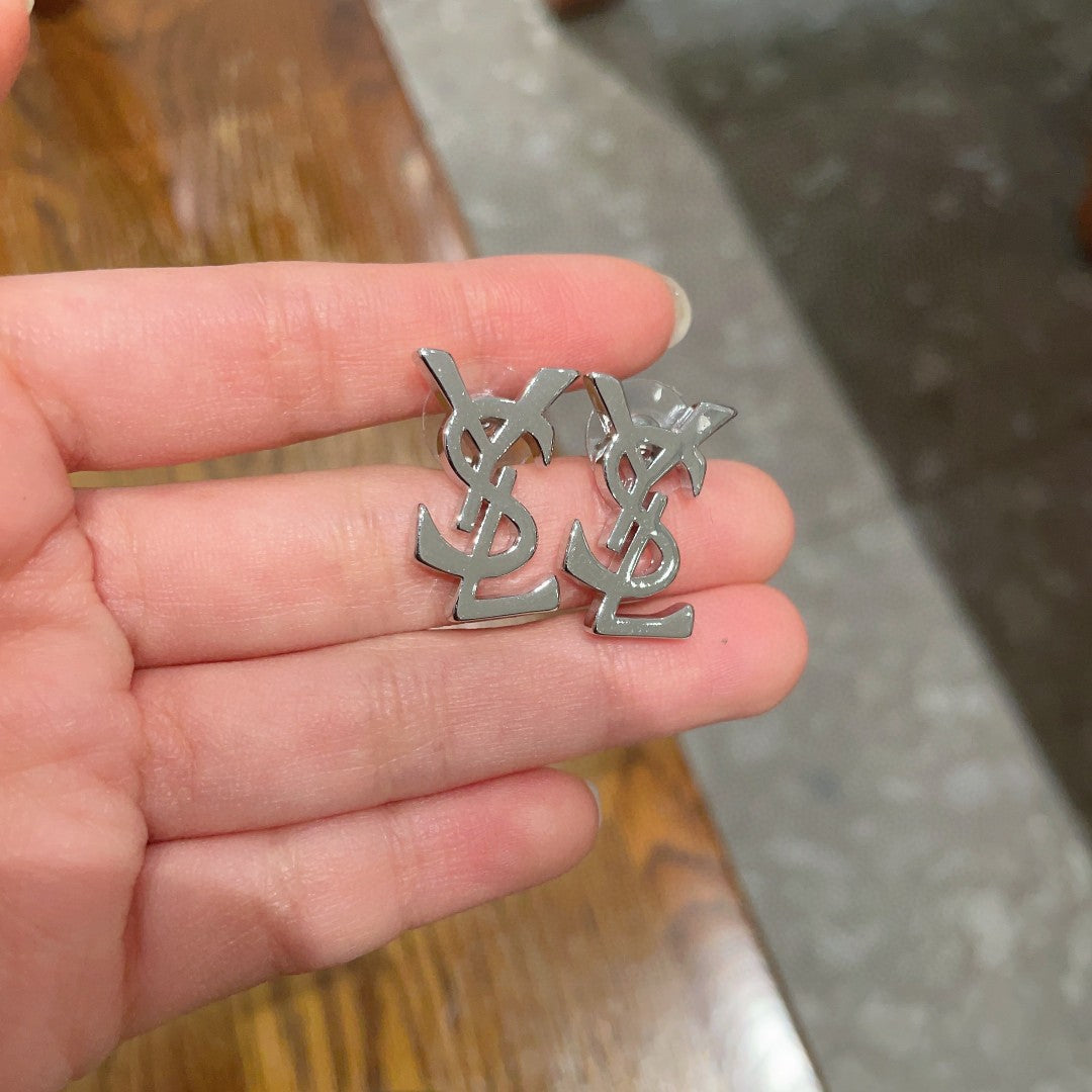Letter Emblem Stud Earrings in Polished Metal-Tone – Design 012 side detail