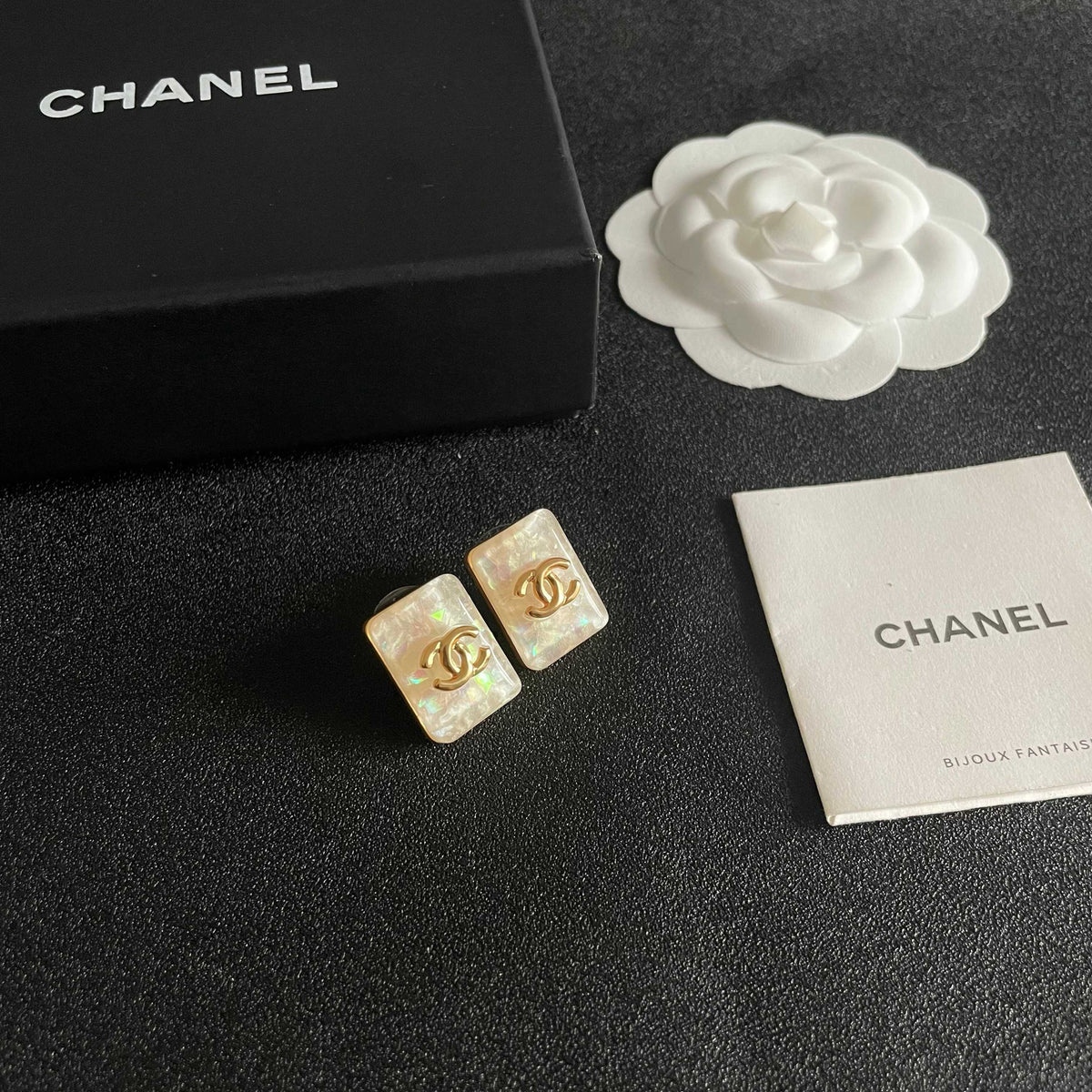Double-C Emblem Stud Earrings in Polished Metal-Tone – Design 410 styled product view