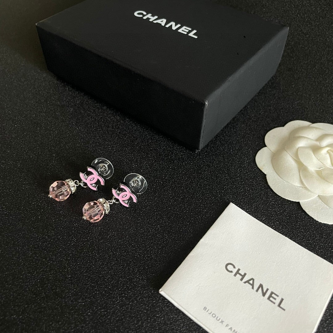 Double-C Emblem Statement Earrings in Polished Metal-Tone – Design 072 close-up detail