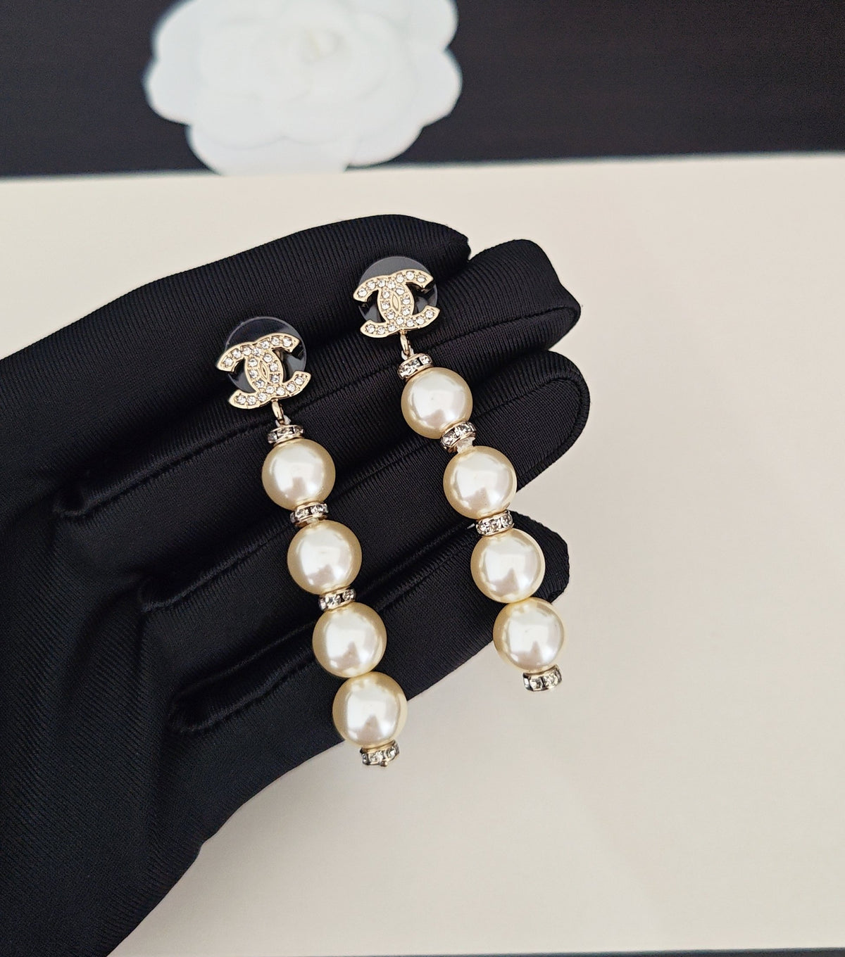Pearl Pearl-Detail Statement Earrings – Pearl Detail – Design 007 main product view