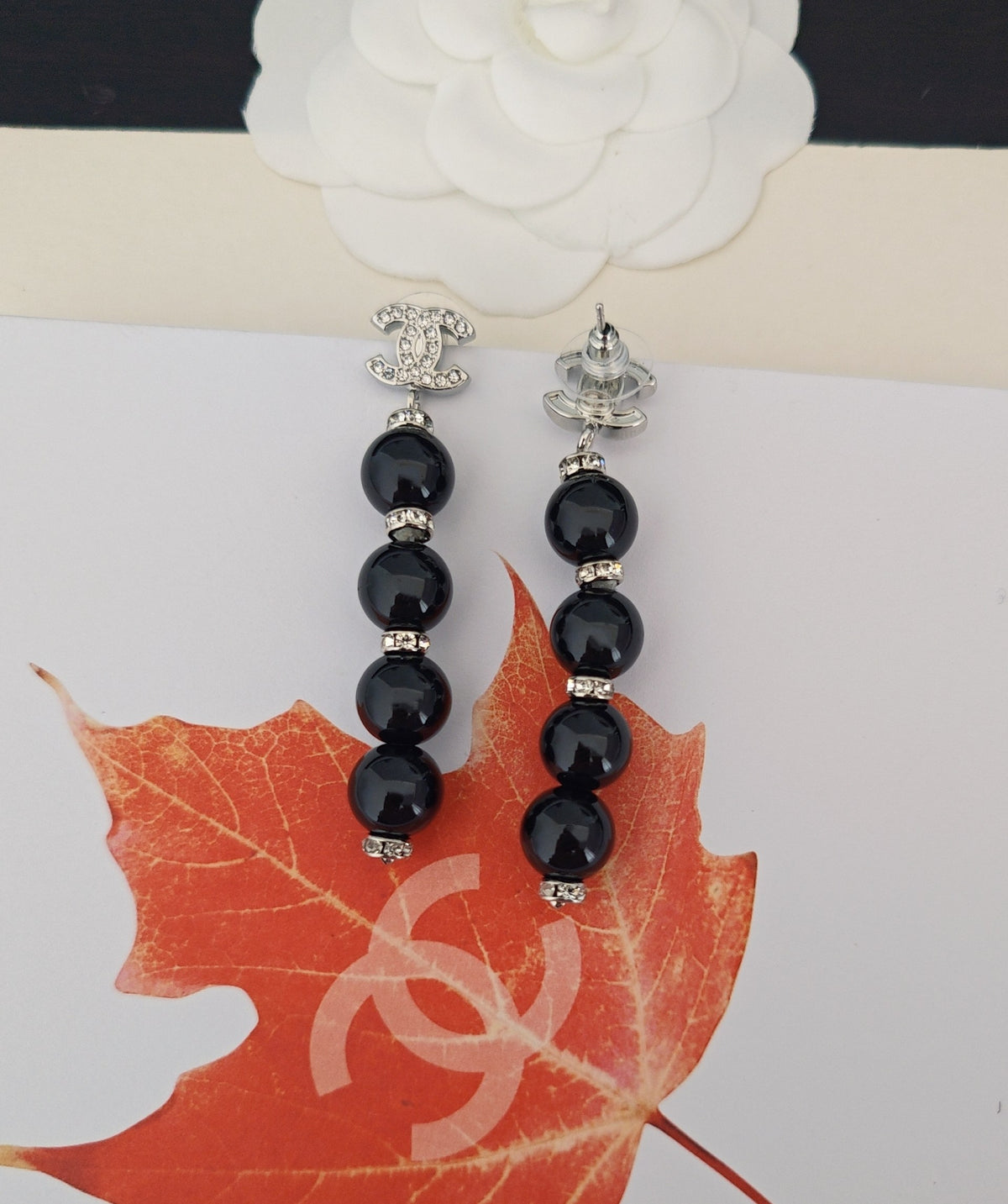 Pearl Pearl-Detail Statement Earrings – Pearl Detail – Design 006 detail view