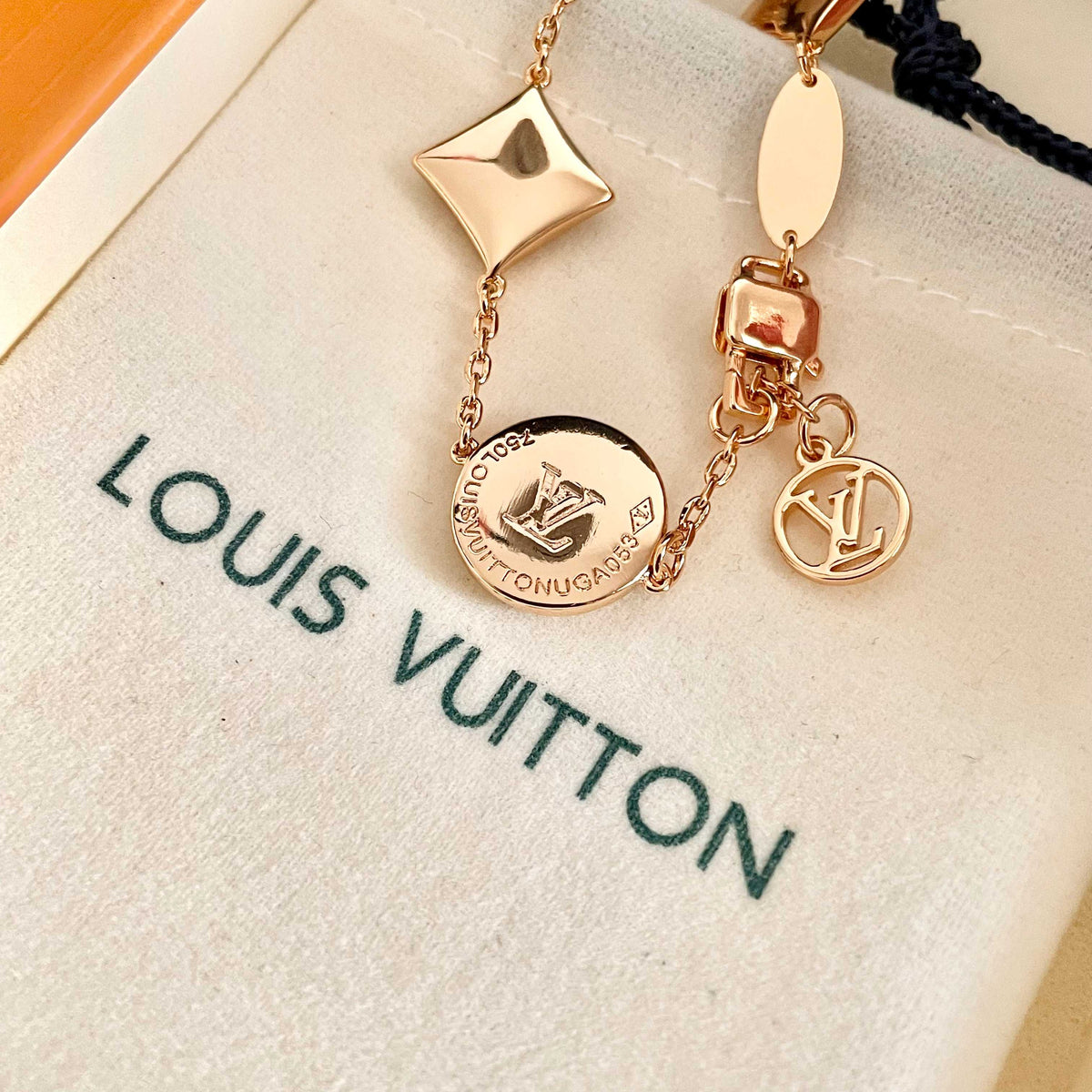 Geometric Emblem Bracelet in Gold-Tone – Design 029 main product view