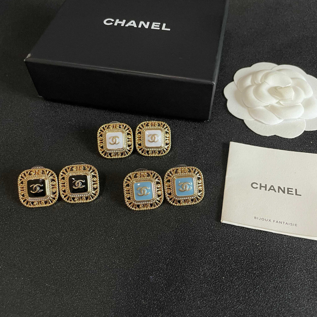 Double-C Emblem Stud Earrings in Polished Metal-Tone – Design 139 side detail