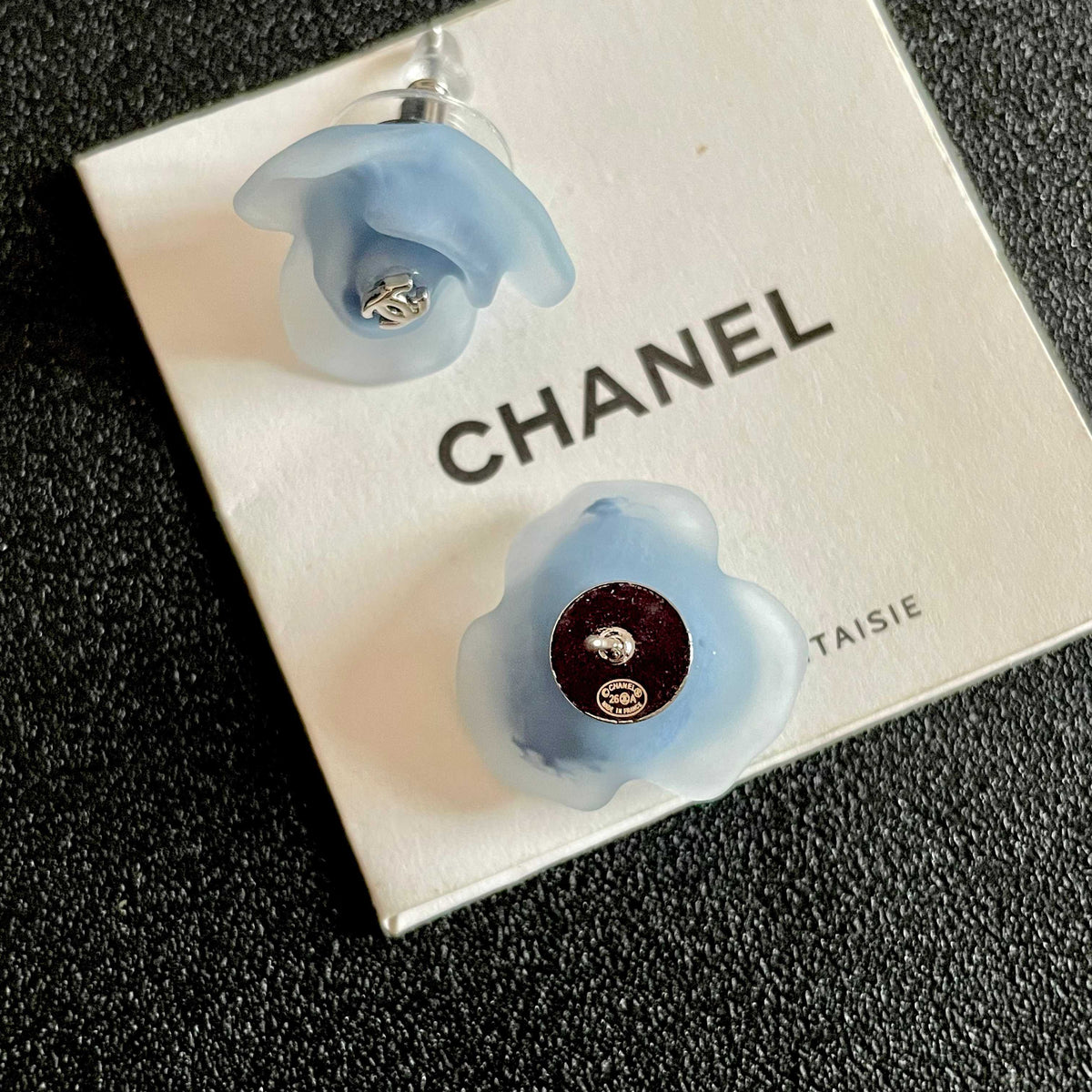 Double-C Emblem Stud Earrings in Polished Metal-Tone – Design 134 main product view