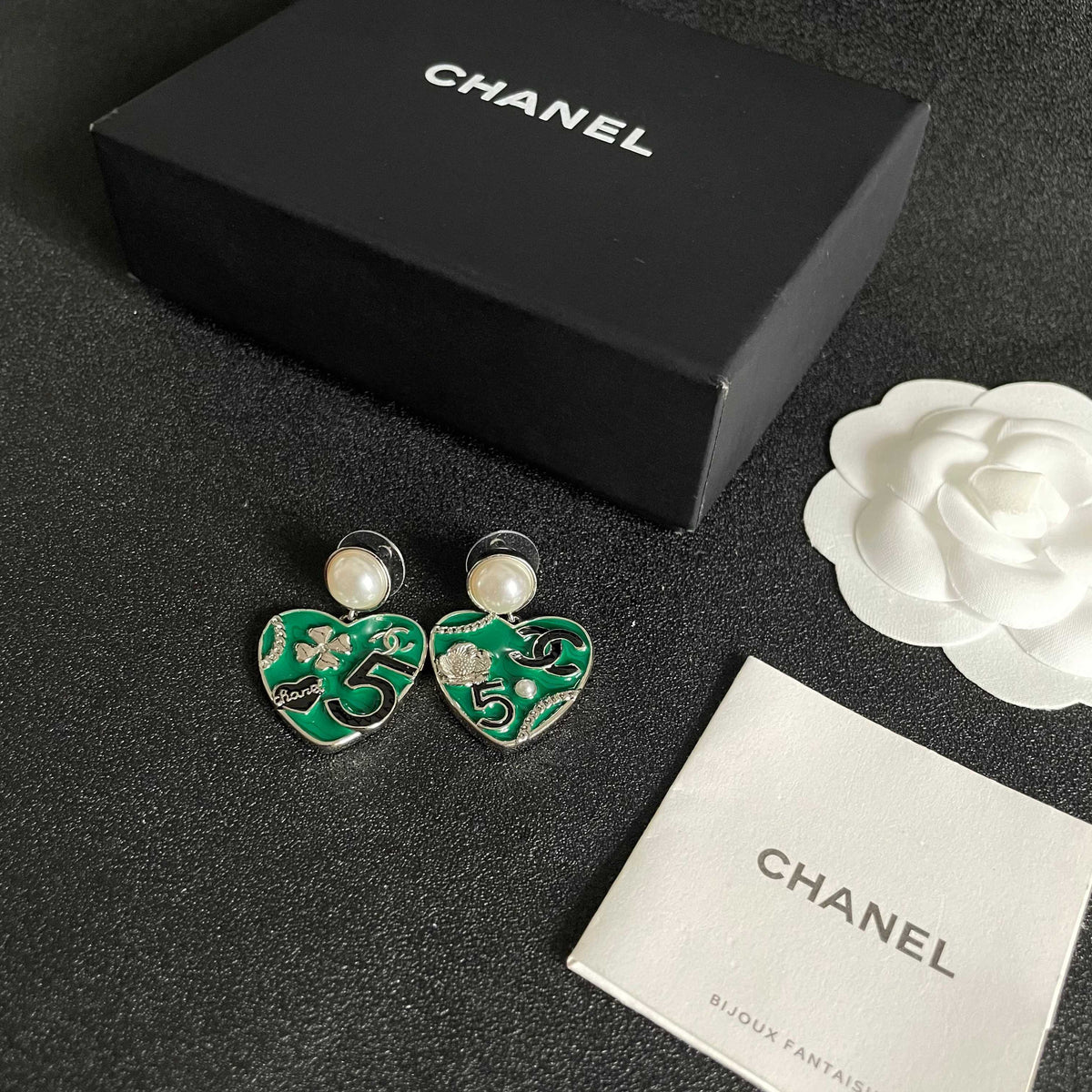 Double-C Emblem Pearl-Detail Statement Earrings – Pearl Detail – Design 007 close-up detail