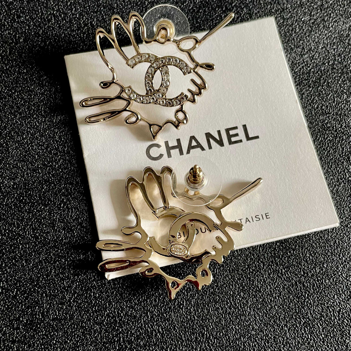 Double-C Emblem Crystal-Accent Stud Earrings – Design 013 main product view