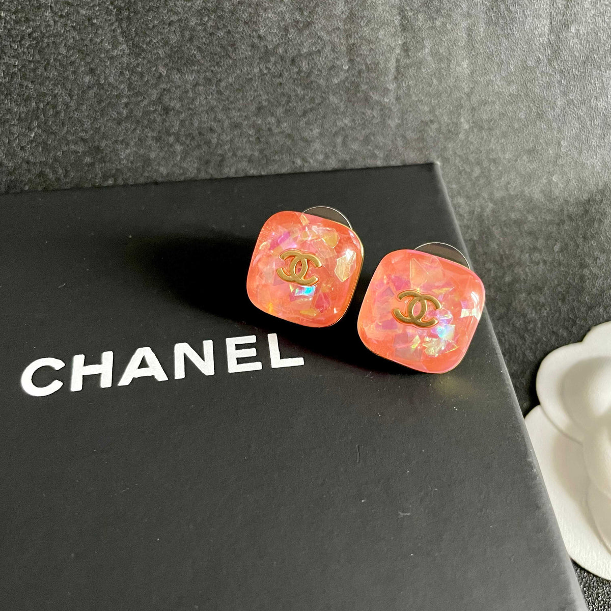 Double-C Emblem Stud Earrings in Polished Metal-Tone – Design 102 detail view