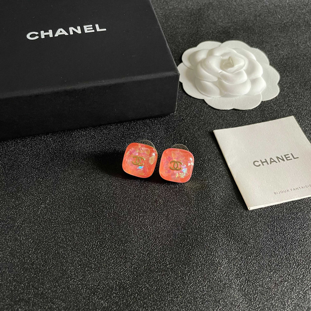 Double-C Emblem Stud Earrings in Polished Metal-Tone – Design 119 styled product view