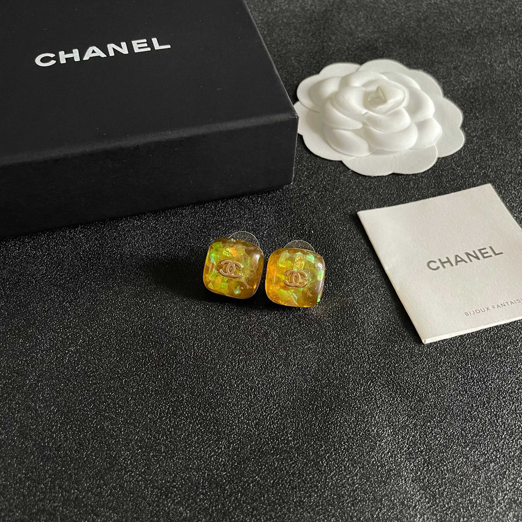 Double-C Emblem Stud Earrings in Polished Metal-Tone – Design 118 styled product view