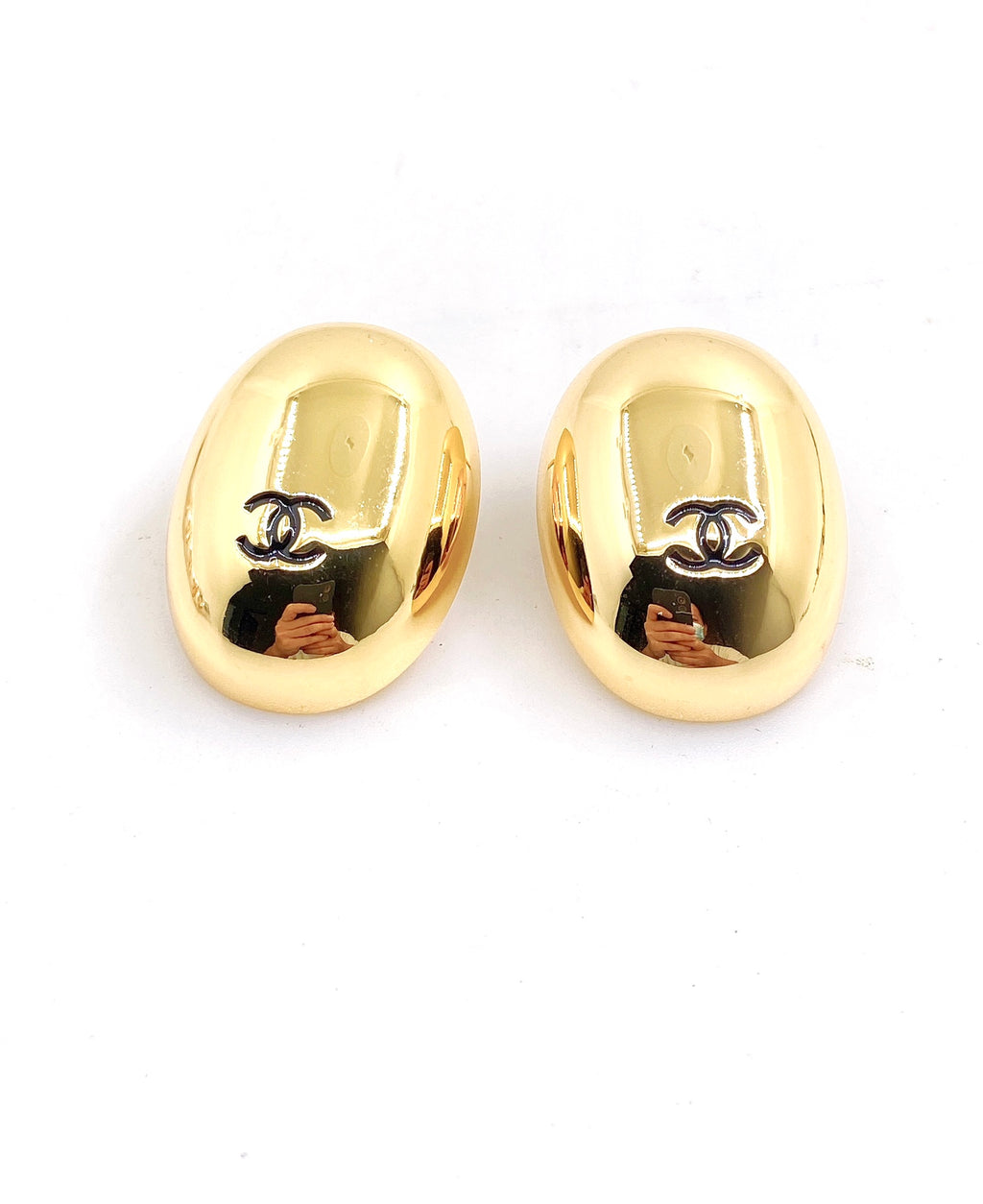 Signature Emblem Stud Earrings in Gold-Tone – Design 003 side detail